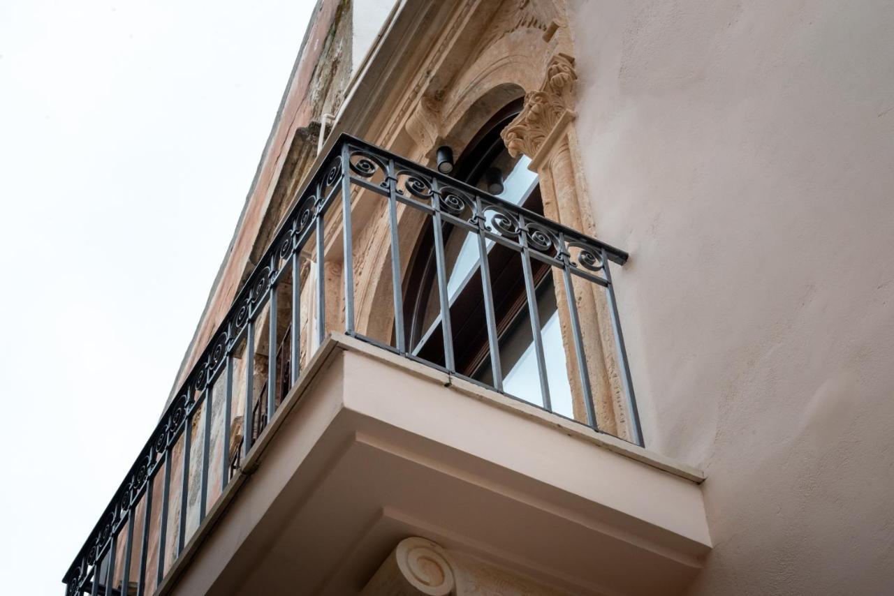 Oniros Residenza Vecchia Chrissi Akti Chania Exterior foto