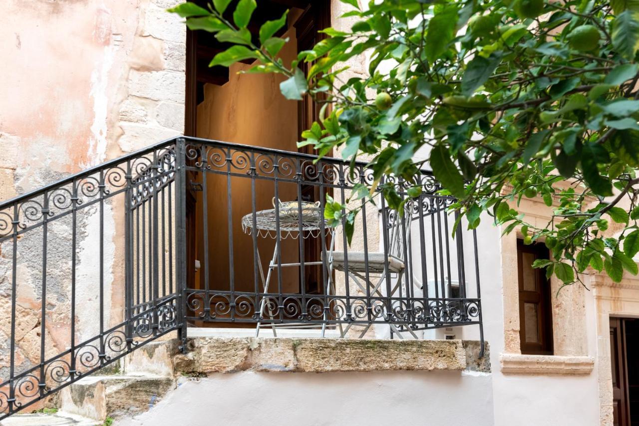 Oniros Residenza Vecchia Chrissi Akti Chania Exterior foto