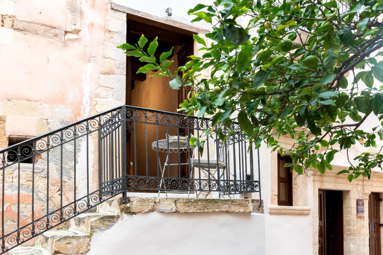 Oniros Residenza Vecchia Chrissi Akti Chania Exterior foto