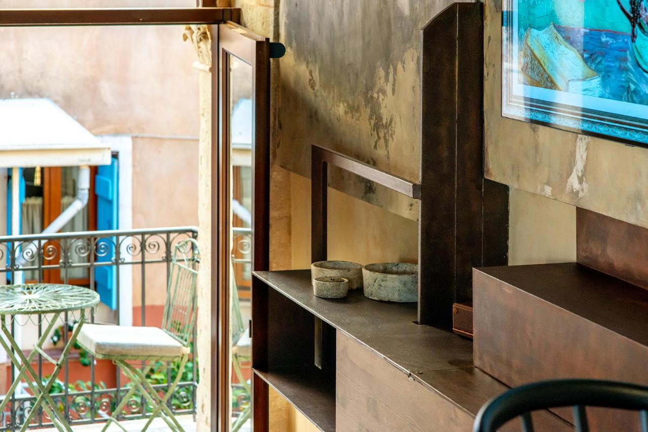 Oniros Residenza Vecchia Chrissi Akti Chania Exterior foto